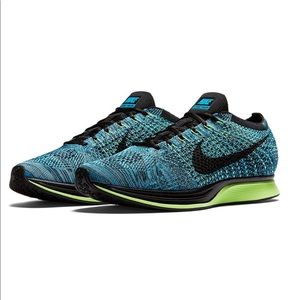 NIKE women’s teal shoes